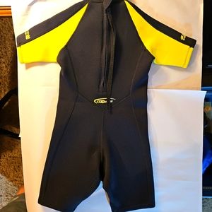 Neosport shorty wetsuit